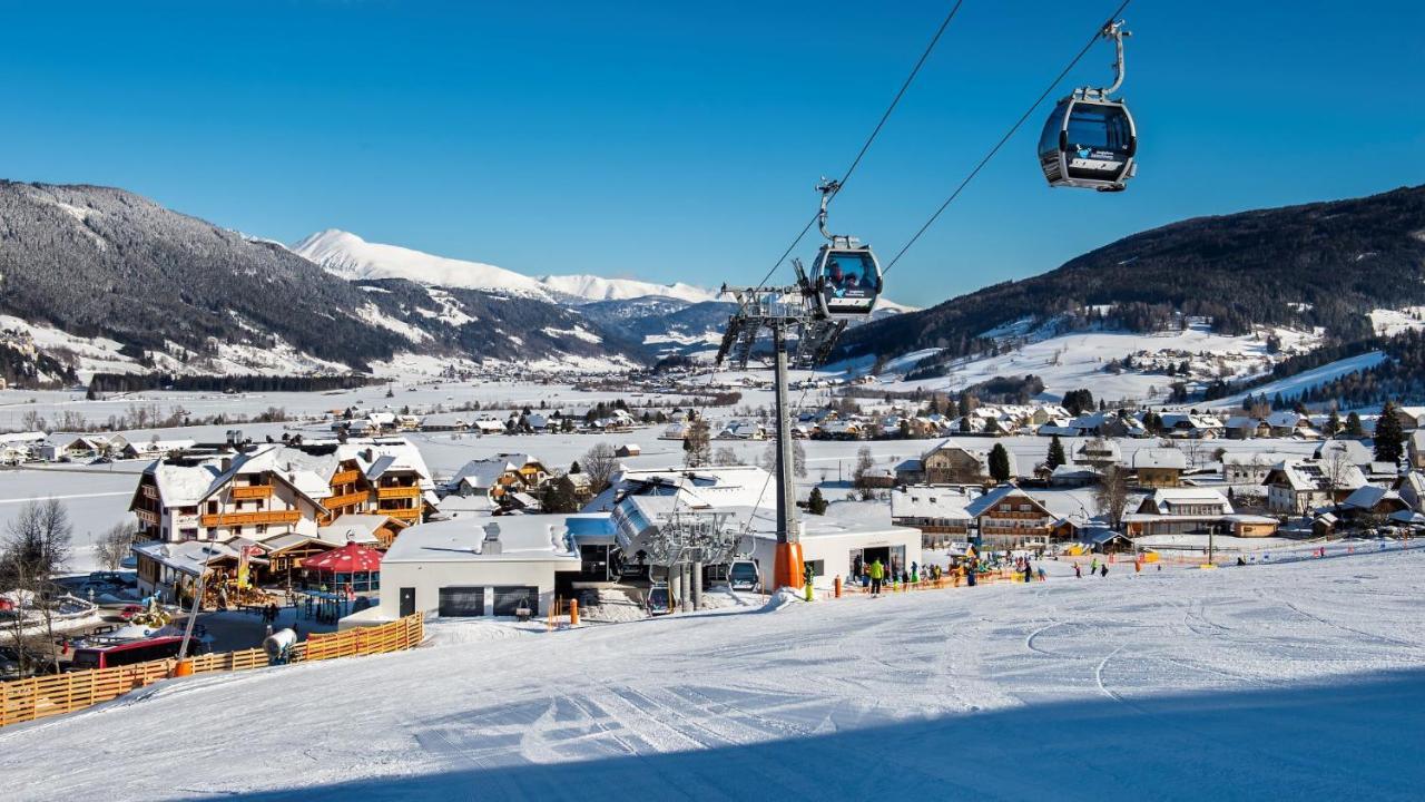 Grizzly Sport & Motorrad Resort Sankt Margarethen im Lungau Bagian luar foto